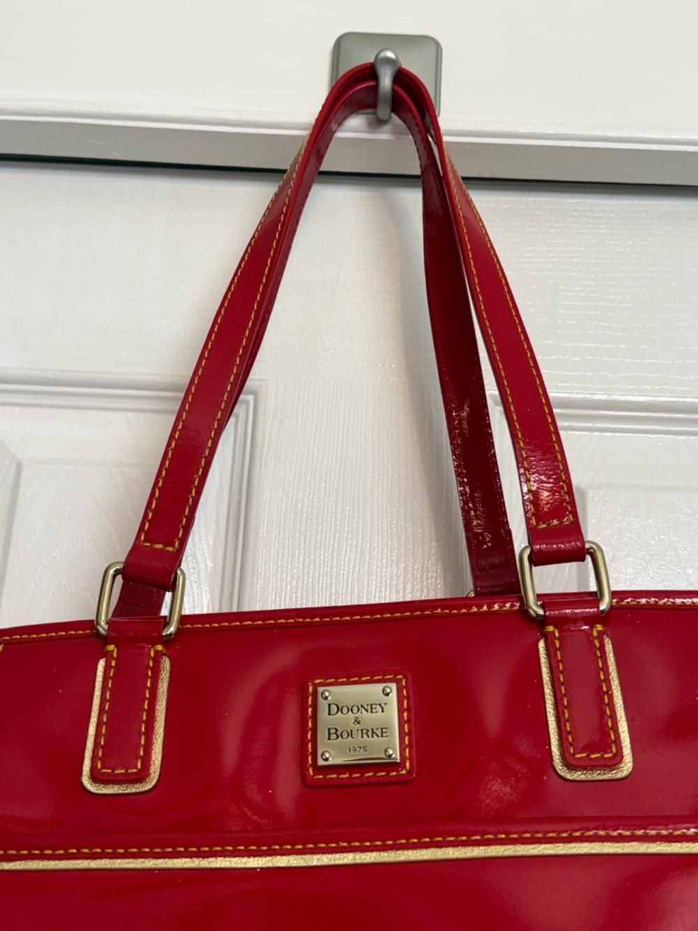 Dooney & Bourke Hand bag - Picture 2 of 5